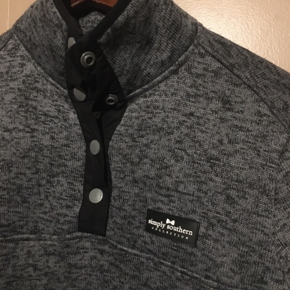 Simply southern 1/4 button synchilla fleece pullover 2 pockets adult small 
Gre - Picture 2 of 6